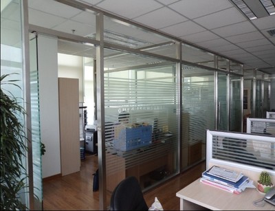 不锈钢玻璃隔断